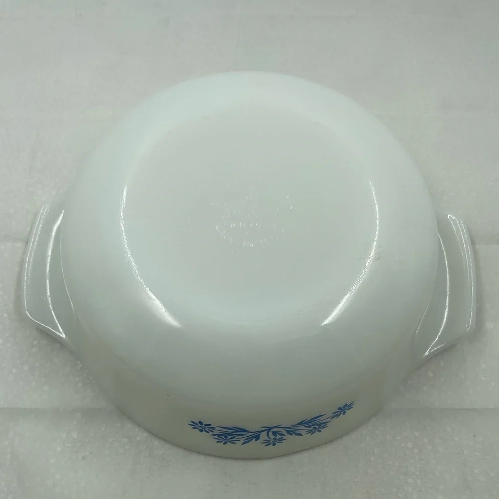 Vintage Anchor Hocking Cornflower Casserole Dish